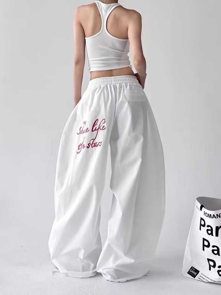 レディース パンツ ボトムス ジャージ ワイド きれいめ シンプル カジュアル おしゃれ かっこいい ラフ ボーイッシュ ルーズ 無地 オールシーズン 男女兼用 ママ 学生 部活 お出かけ アウトドア キャンプ ジム 休日 コーデ 楽ちん 普段使い 定番 S M L XL 2XL ホワイト ブラック ボーイッシュ スポーティー ラブリー キュート キャンプ イベント リゾート 旅行 ビーチ バカンス ホテル ガーデン ショッピング ライブ お花見 合コン コンパ 婚活 フェス ツーリング お家時間