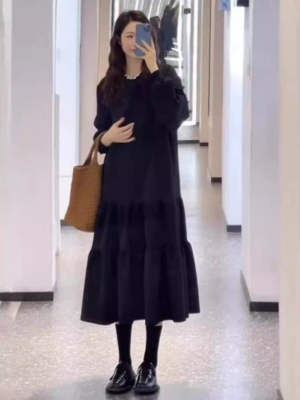 レディース ワンピース スウェット ティアード ロング 長袖 Aライン 切り替え フェミニン ギャザー かわいい 大人可愛い きれいめ シンプル カジュアル 上品 おしゃれ こなれ感 ガーリー 抜け感 ベーシック 無地 春 秋 通勤 学生 学校 通学 デート お出かけ お泊まり 女子会 休日 高原 ガーデン ショッピング カフェ 体型カバー 普段使い 着回し 清楚 定番 XL 2XL 3XL 4XL 大きいサイズ ゆったり 黒 ブラック グリーン