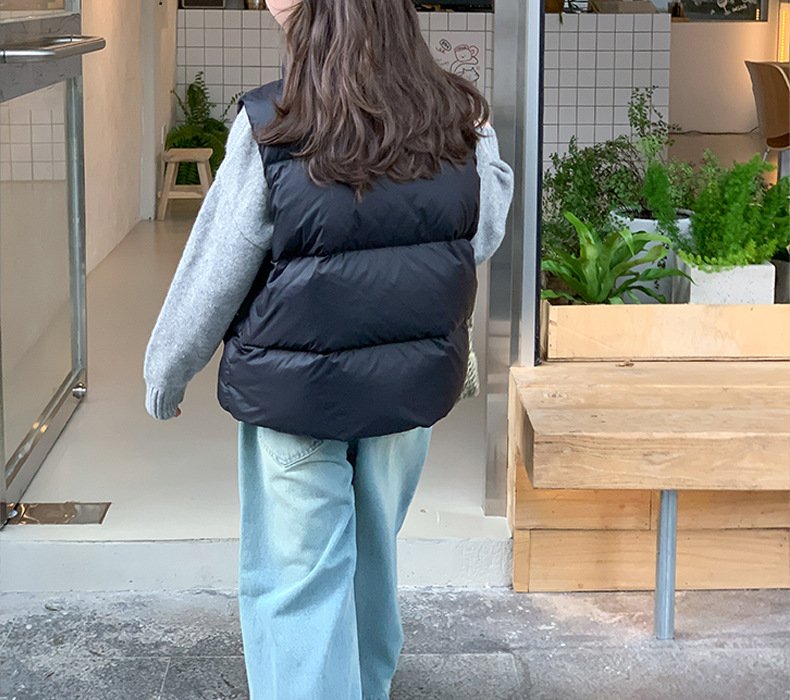 レディース トップス ベスト ノースリーブ 無地 ゆったり 体型カバー 袖なし ショート 男女兼用 シンプル ブラック ダウン ベージュ インナー