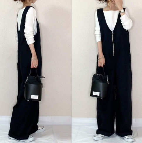 オーバーオール レディース サロペット ワイドパンツ ロング フルレングス ノースリーブ Vネック オーバーサイズ 大人可愛い きれいめ シンプル カジュアル 上品 おしゃれ こなれ感 ラフ クール 抜け感 ベーシック ナチュラル 無地 夏 ママ 通勤 学生 通学 学校 デート お出かけ お泊まり アウトドア 旅行 公園 女子会 休日 ショッピング カフェ ランチ お家時間 重ね着 楽ちん 体型カバー レイヤード 定番 ゆったり ゆる フリーサイズ 黒 ベージュ ネイビー ベーシックカラー 大人カラー