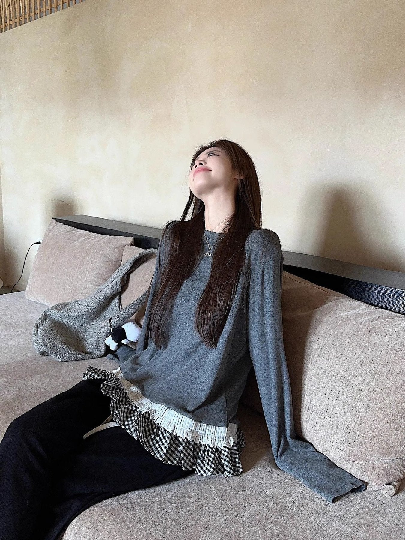 レディース トップス Tシャツ 長袖 ボーダー ストライプ チェック柄 ゆったり 秋冬 秋 きれいめ 体型カバー 花柄 膝丈 ラウンドネック レース 冬 上品 クルーネック シャツ 切り替えデザイン インナー ポリエステル 配色