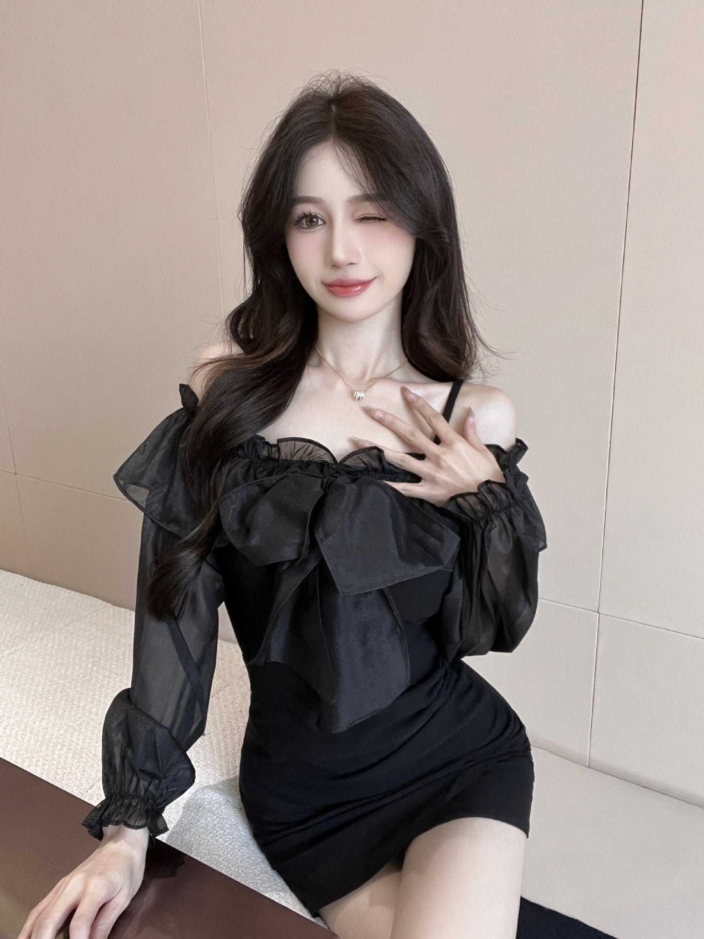 レディース ワンピース ショート 膝上 スリム 細身 かわいい 大人可愛い きれいめ シンプル 上品 おしゃれ こなれ感 無地 春 夏 デート お出かけ パーティー イベント リゾート 旅行 女子会 休日 ショッピング コンパ カフェ コーデ 普段使い モテ S M L XL 2XL 黒 膝上 タイト かっこいい エスニック エキゾチック こなれ感 モード系 エレガント ナチュラル 誕生日 謝恩会 二次会 披露宴 発表会 母の日 ママ 海 レストラン ホテル お花見 合コン コンパ 婚活 美脚 清楚