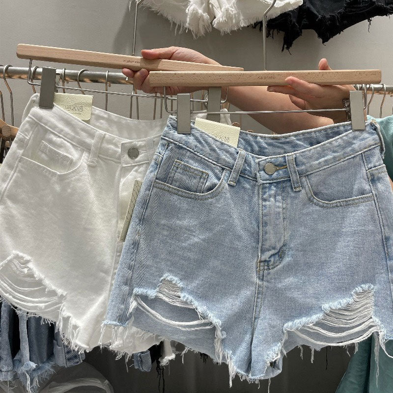 レディース パンツ ボトムス デニム ミニ ショート タイト スリム ファスナー ポケット ボタン ブルーデニム カラーデニム シンプル おしゃれ かっこいい こなれ感 個性的 主役級 存在感 抜け感 ヴィンテージ 都会的 ベーシック 無地 春 夏 ロングシーズン ママ デート お出かけ アウトドア 旅行 女子会 重ね着 韓国 オルチャン 楽ちん 体型カバー 普段使い 着回し モテ トレンド 流行 インスタ映え S M L XL 2XL 3XL 4XL 5XL 大きいサイズ 春カラー