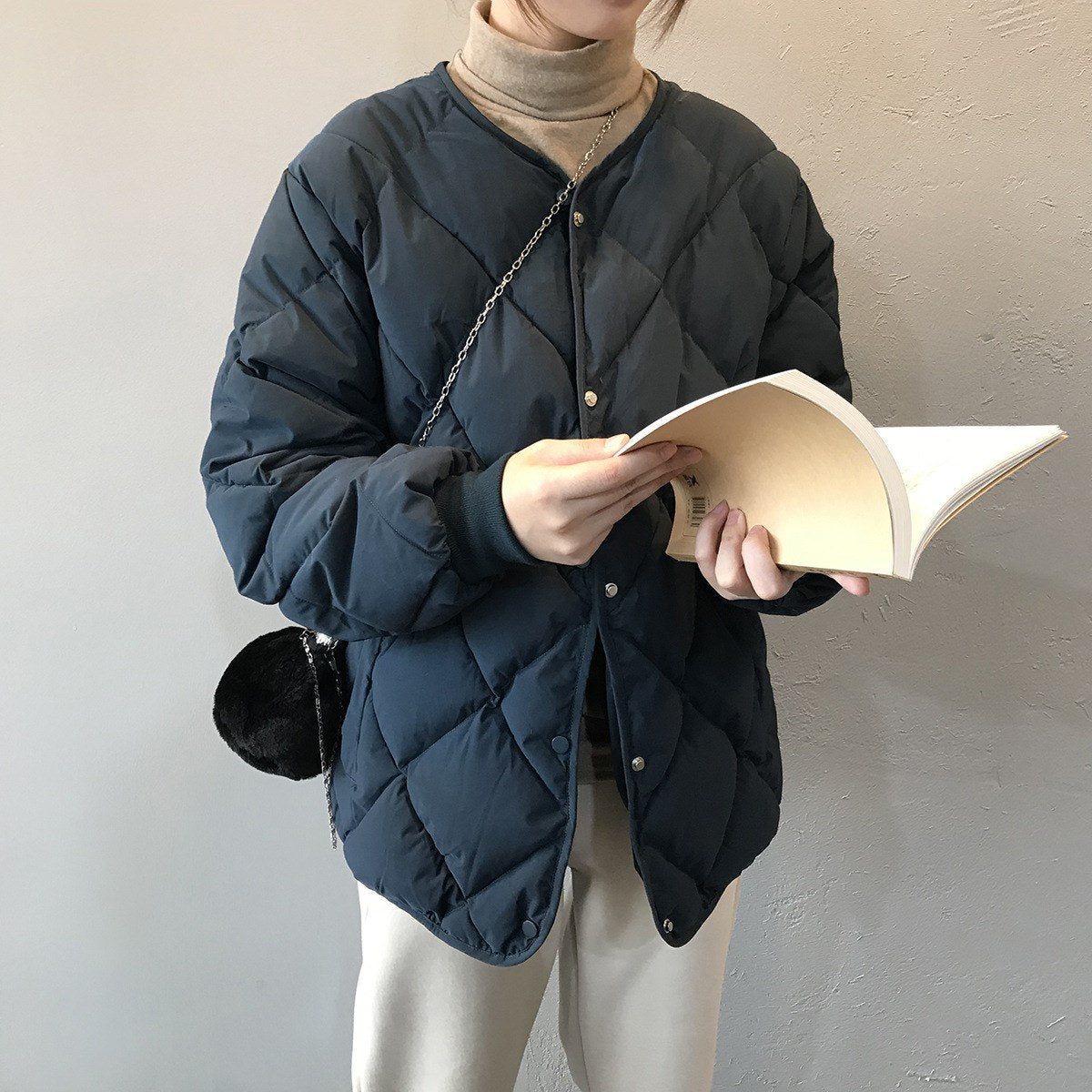 レディース ジャケット 長袖 ゆったり オーバーサイズ 秋冬 秋 体型カバー ショート キルティング 冬 ダウン 薄手 襟なし タイ アウター ポリエステル ダウンジャケット