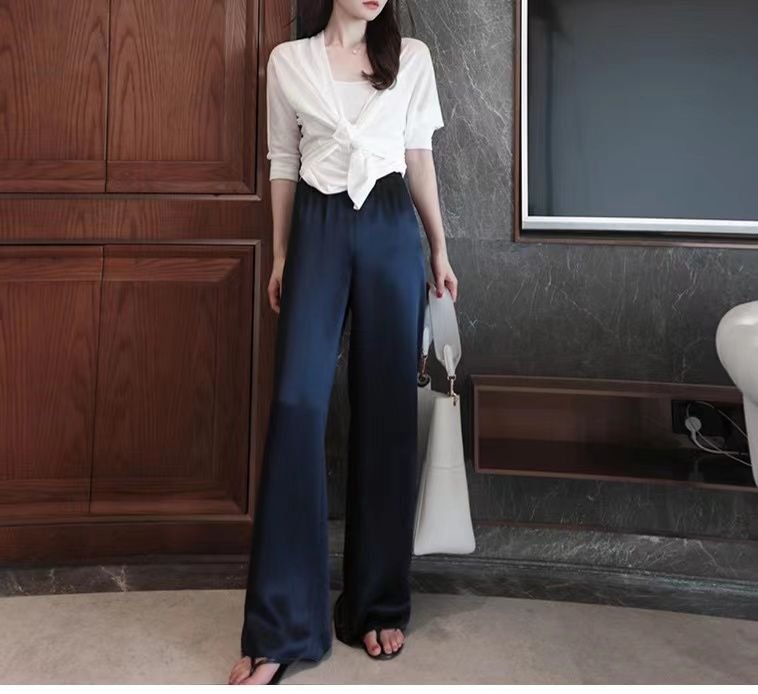 レディース パンツ 無地 ゆったり ワイド 春夏 カジュアル 春 夏 シンプル ストレートパンツ ロング ストレート ロングパンツ 薄手 サテン ハイウエスト 光沢 ポリエステル