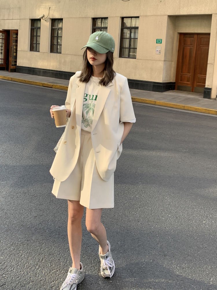 レディース パンツ ジャケット 半袖 無地 ゆったり 春夏 カジュアル きれいめ 春 ショート 夏 ショートパンツ シンプル 上品 薄手 スーツ セットアップ ポリエステル