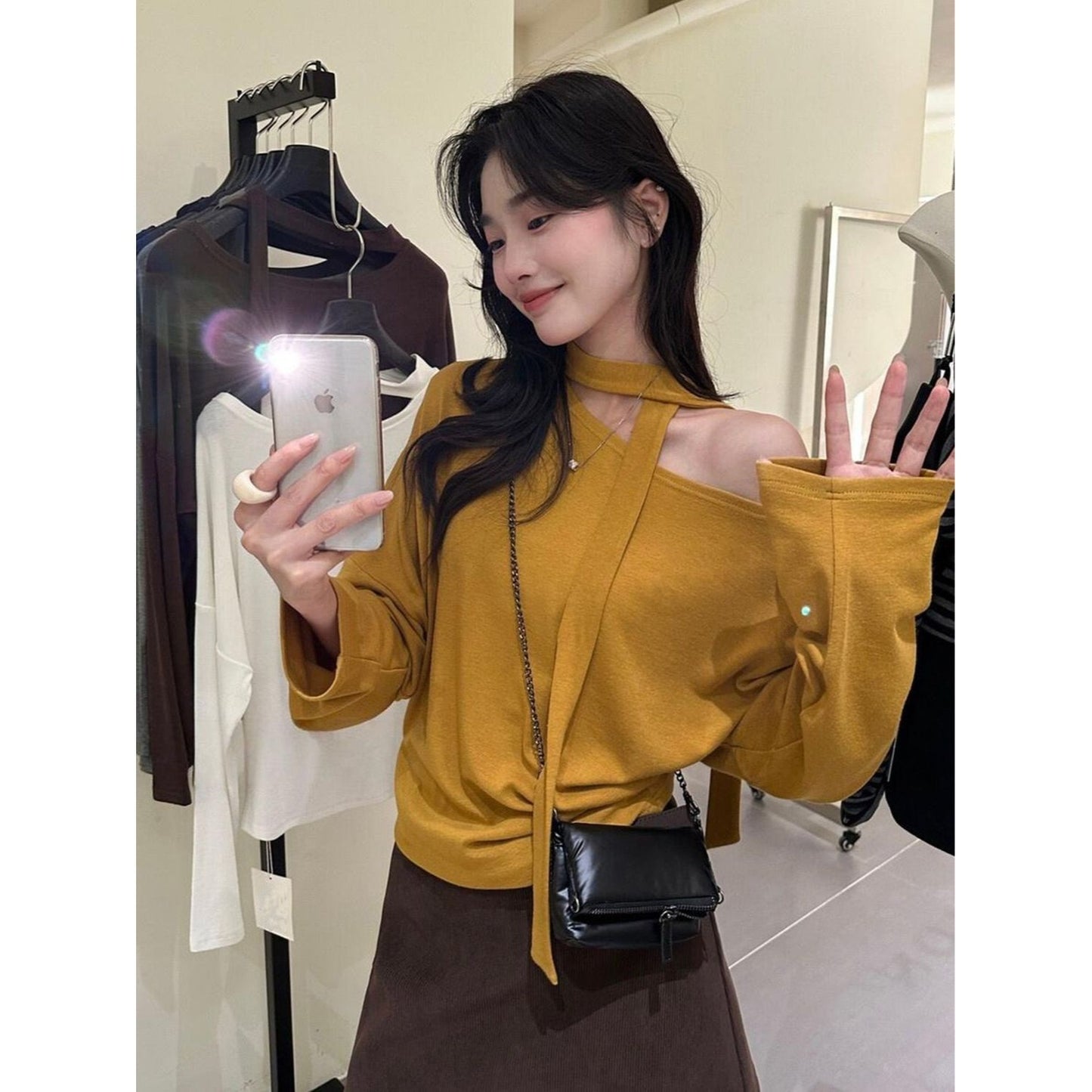 レディース トップス カットソー ショート 長袖 ワンショルダー ストレート 薄手 かわいい 大人可愛い きれいめ シンプル カジュアル おしゃれ かっこいい エキゾチック こなれ感 個性的 主役級 存在感 抜け感 都会的 無地 ボーダー 春 秋 ロングシーズン ママ デート お出かけ イベント 女子会 重ね着 韓国 オルチャン 体型カバー 美脚 脚長 普段使い 着回し インスタ映え お食事会 M L XL 2XL 3XL 4XL 大きいサイズ 黒 黄色 赤 青