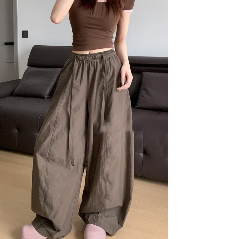 レディース パンツ ボトムス ワイドパンツ ロング ワイド 裾ワイド タック ポケット ハイウエスト 薄手 大人可愛い シンプル カジュアル おしゃれ かっこいい こなれ感 個性的 主役級 存在感 都会的 無地 春 夏 秋 冬 オールシーズン ロングシーズン ママ デート お出かけ 旅行 合コン 韓国 オルチャン 体型カバー 美脚 脚長 普段使い 着回し モテ 清楚 流行 インスタ映え 定番 S M L XL 大きいサイズ 茶色 ブラウン グレー オフホワイト ブルー