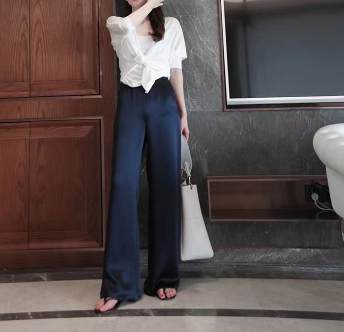 レディース パンツ 無地 ゆったり ワイド 春夏 カジュアル 春 夏 シンプル ストレートパンツ ロング ストレート ロングパンツ 薄手 サテン ハイウエスト 光沢 ポリエステル