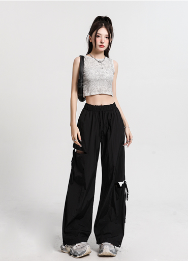 カットアウト レディース パンツ ボトムス ロングパンツ ワイドパンツ ロング ワイド ストレート フェミニン ストリート リボン ポケット ウエストゴム ドロスト アメカジ かわいい 大人可愛い シンプル カジュアル おしゃれ こなれ感 ラフ 抜け感 キュート 無地 春 夏 秋 学生 学校 通学 デート お出かけ アウトドア 旅行 公園 女子会 休日 ライブ カフェ フェス 韓国 オルチャン コーデ 楽ちん 体型カバー 普段使い 着回し インスタ映え S M L XL ブラック カーキ 水色 ネイビー