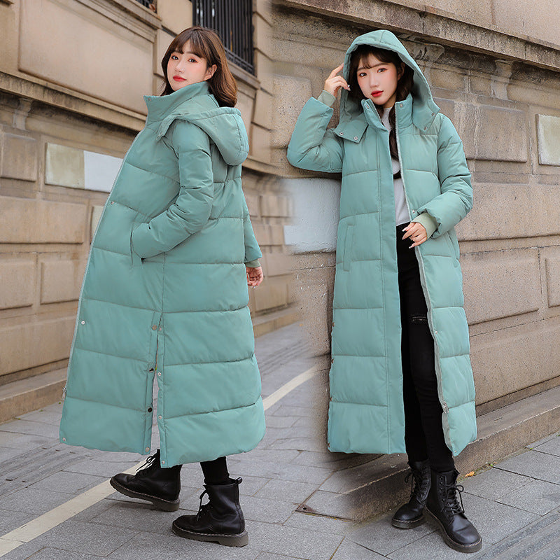 レディース コート アウター 上着 ロングコート ダウンコート ロング 長袖 ハイネック フード ストレート Iライン スリット サイドスリット ファスナー ポケット 前開き 大人可愛い シンプル カジュアル おしゃれ こなれ感 個性的 主役級 存在感 都会的 無地 秋 冬 ロングシーズン ママ 通勤 通学 デート お出かけ 旅行 韓国 オルチャン 暖かい 防寒 普段使い 着回し トレンド インスタ映え M L XL 2XL 3XL 大きいサイズ 黒 ブラック