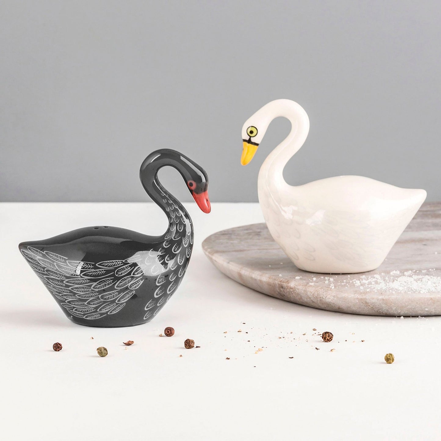 調味料入れ Salt／Pepper