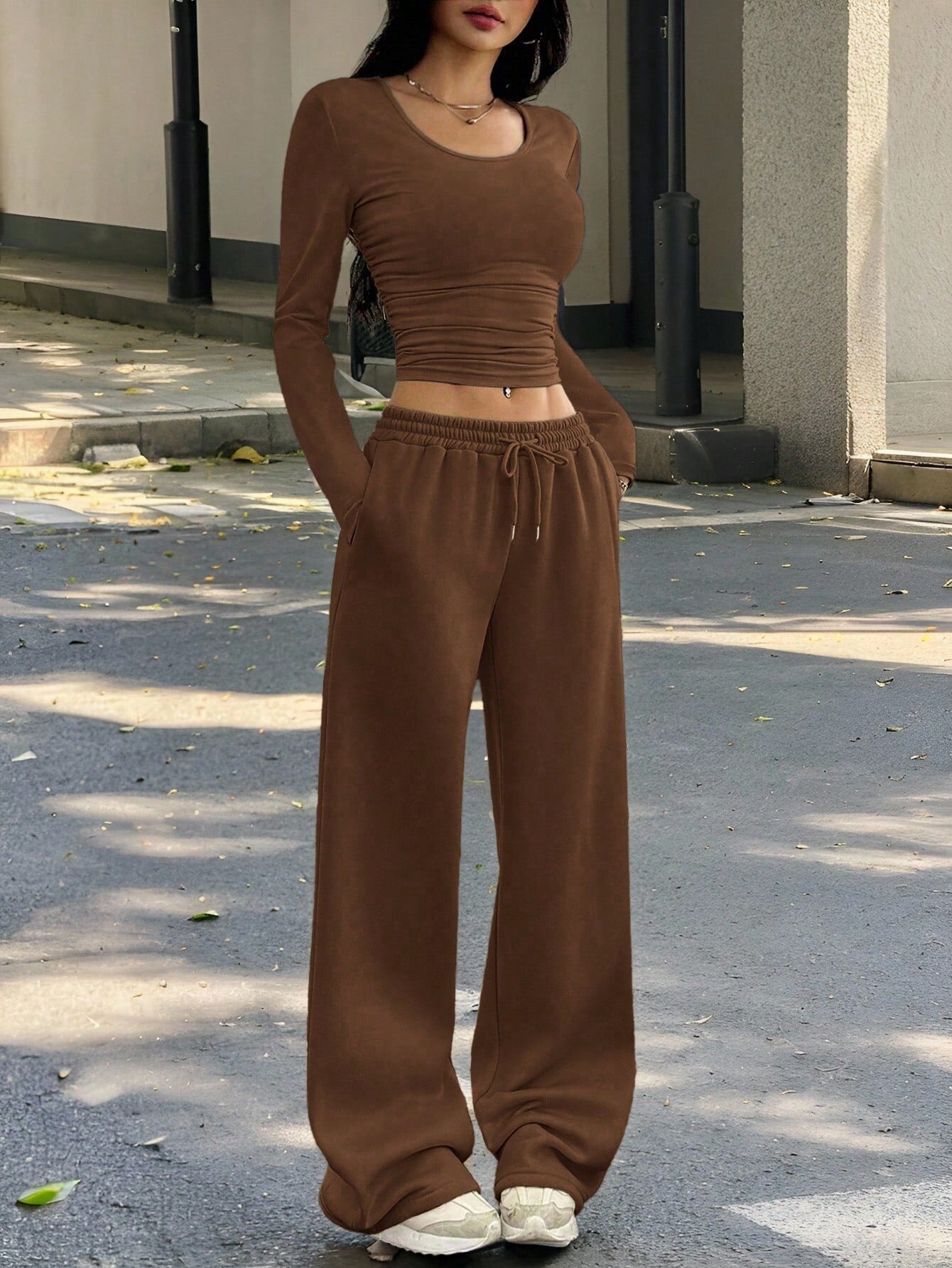 レディース トップス パンツ ボトムス カットソー プルオーバー セットアップ ロングパンツ ワイドパンツ ショート ロング 長袖 ラウンドネック 襟なし スリム 細身 ストリート ポケット ウエストゴム ドロスト かわいい シンプル カジュアル おしゃれ かっこいい ラフ こなれ感 メンズライク ボーイッシュ クール 抜け感 無地 春 秋 ママ 学生 学校 通学 部活 旅行 ジム 公園 休日 コーデ 楽ちん 普段使い 着回し XS S M L 小さいサイズ ブラック ブラウン グレー ベーシックカラー