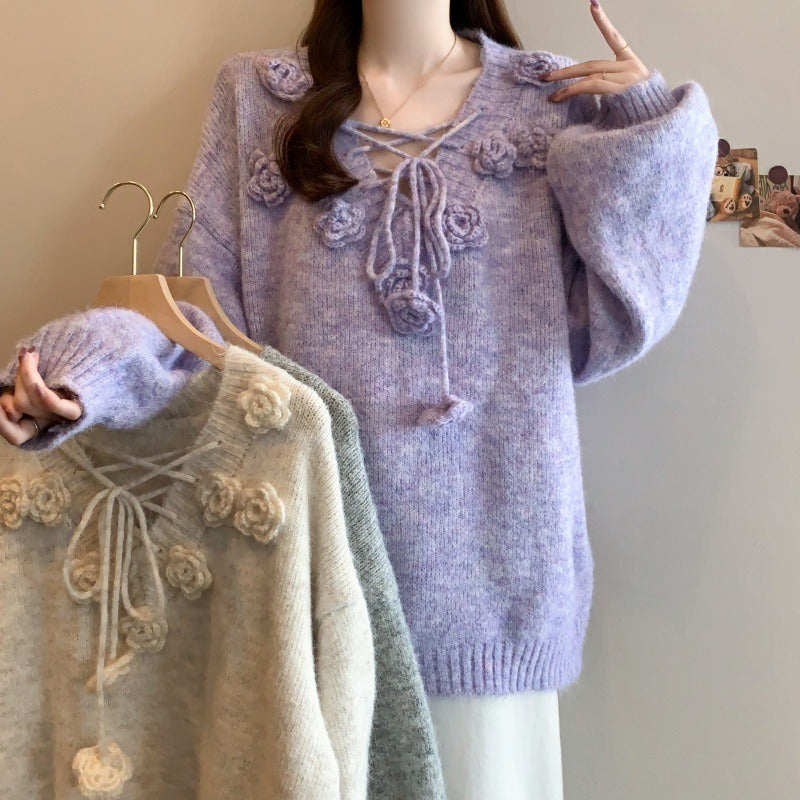 レディース トップス セーター ニット フラワー フラワーモチーフ フラワーモチーフ付き 編み上げ リボン プルオーバー ざっくり編み ゆったりシルエット 長袖 ドロップショルダー 萌袖 ワイド フェミニン かわいい 大人可愛い シンプル カジュアル おしゃれ こなれ感 ラフ ガーリー 主役級 存在感 抜け感 キュート ロマンティック ナチュラル 無地 秋 冬 デート お出かけ イベント 女子会 休日 ショッピング カフェ お家時間 重ね着 普段使い 着回し レイヤード ゆったり フリーサイズ ワンサイズ
