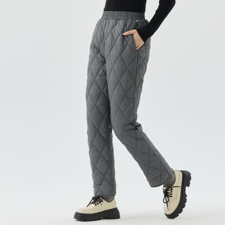 レディース パンツ ボトムス テーパードパンツ ロングパンツ アンクル丈 クロップド丈 ストリート ウエストゴム アメカジ フリース 厚手 裏起毛 綿 コットン おしゃれ かっこいい レトロ ベーシック アメリカン カントリー アクティブ ナチュラル ワイルド チェック 菱形 秋 冬 アウトドア キャンプ 旅行 楽ちん 暖かい 防寒 体型カバー 美脚 脚長 トレンド 流行 定番 M L XL 2XL 3XL 4XL 小さいサイズ 大きいサイズ ビッグ ゆったり ゆる 黒 ブラック グレー ベージュ ピンク