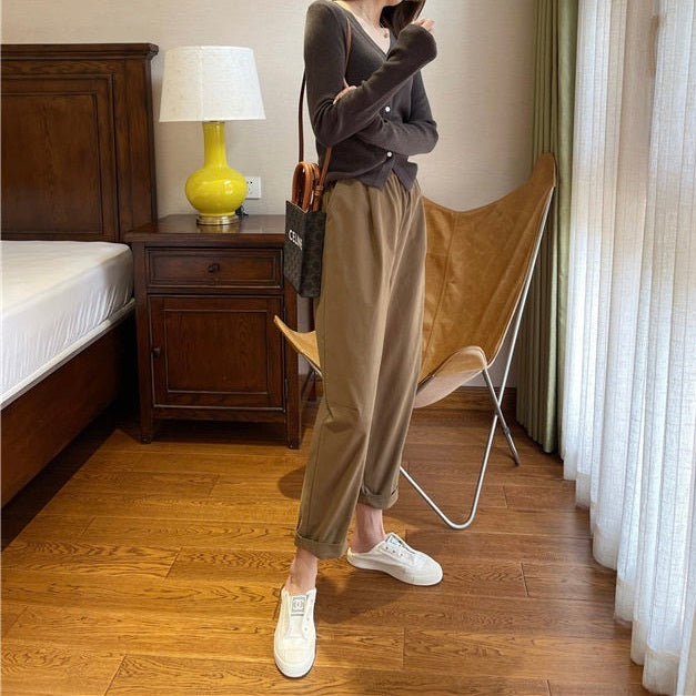 レディース パンツ ボトムス アウター 上着 テーパードパンツ ロングパンツ アンクル丈 クロップド丈 オーバーサイズ  ストリート きれいめ シンプル カジュアル 上品 おしゃれ かっこいい レトロ こなれ感 ラフ メンズライク マニッシュ ボーイッシュ スポーティー ベーシック アクティブ ナチュラル 無地 春 秋 お出かけ アウトドア 旅行 休日 楽ちん 体型カバー 美脚 脚長 普段使い 着回し レイヤード トレンド 流行 定番 S M L 小さいサイズ 大きいサイズ 茶色 ブラウン オフホワイト