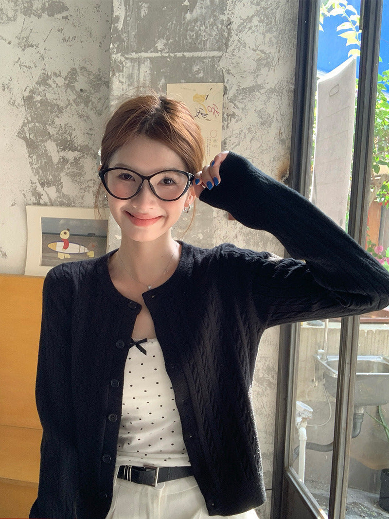レディース トップス セーター カーディガン 上着 長袖 かわいい 大人可愛い きれいめ シンプル 上品 おしゃれ キュート 無地 秋 冬 男女兼用 ママ 通勤 デート お出かけ 旅行 ジム 休日 カフェ ランチ コーデ 暖かい 普段使い 着回し 定番 S M L XL ホワイト ブラック グレー レッド 細身 前開き ラブリー キャンプ イベント リゾート 旅行 海 プール レストラン ビーチ バカンス ホテル ガーデン ショッピング ライブ お花見 合コン コンパ 婚活 フェス ツーリング お家時間