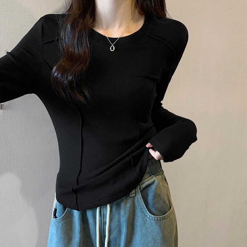 レディース トップス カットソー Ｔシャツ 長袖Ｔシャツ ライン 立体感 着痩せ効果 タック ピンタック 華奢見え 長袖 クルーネック 丸襟 かわいい 大人可愛い きれいめ シンプル カジュアル おしゃれ かっこいい こなれ感 ラフ 主役級 存在感 抜け感 ナチュラル 無地 春 秋 お出かけ 休日 ショッピング カフェ 体型カバー 普段使い 着回し スタイリッシュ スタイルアップ S M L XL ホワイト ブラック カーキ ダークグレー アプリコット