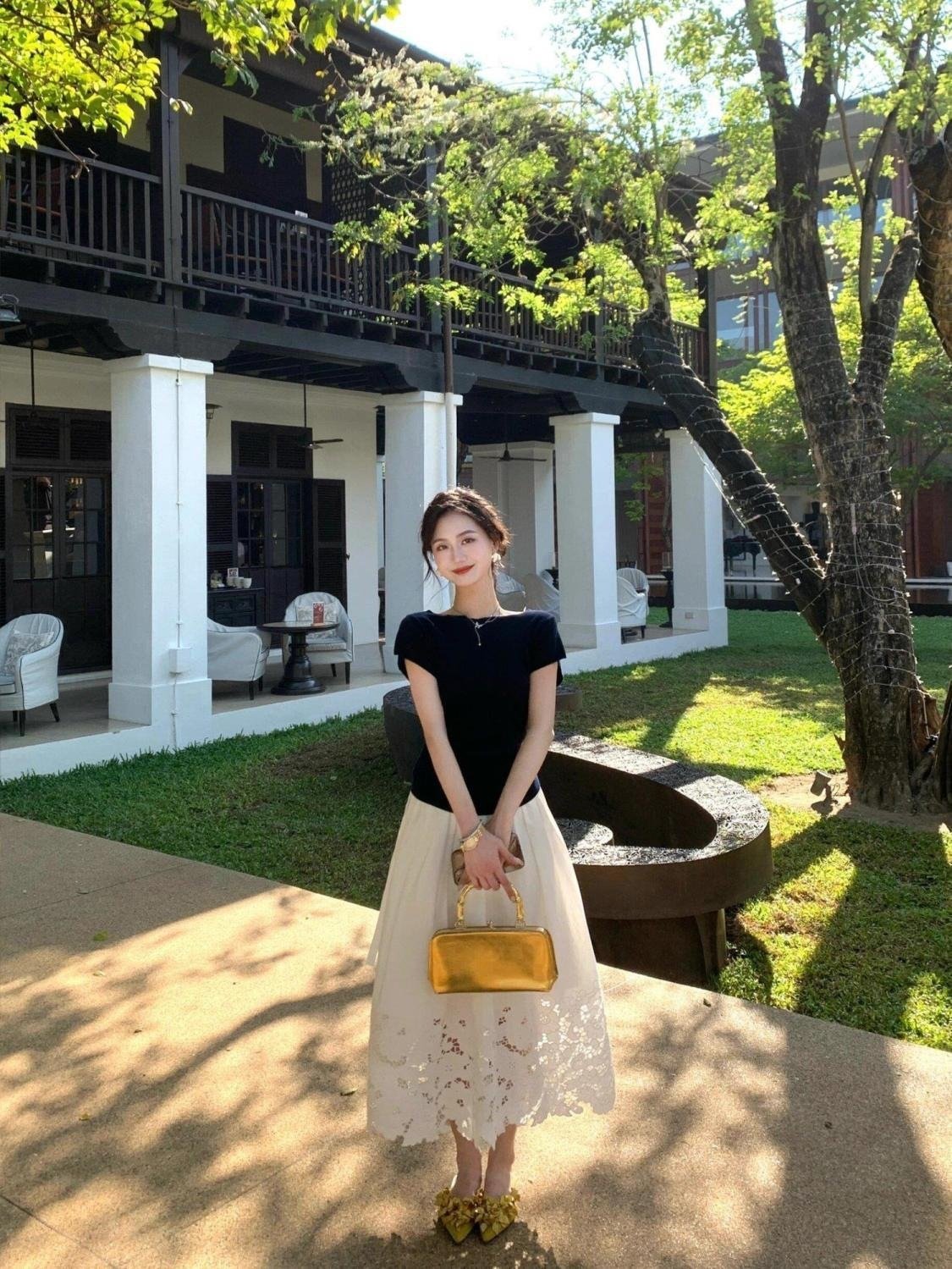 レディース ワンピース スカート 春夏 カジュアル きれいめ 春 夏 ホワイト フラワー 上品 ロング Aライン