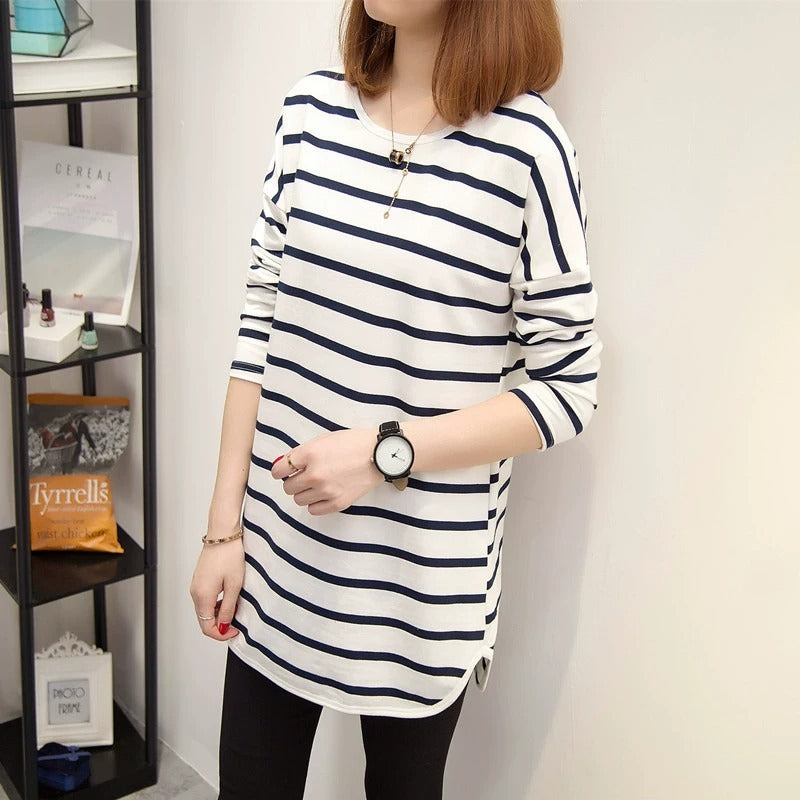 ラウンドヘム レディース トップス ロンT カットソー チュニック Tシャツ ミディアム ミドル丈 長袖 ドロップショルダー ラウンドネック オーバーサイズ  フェミニン アメカジ かわいい 大人可愛い きれいめ シンプル カジュアル 上品 おしゃれ こなれ感 ラフ 抜け感 ベーシック ボーダー 春 秋 ママ 学生 学校 通学 お出かけ お泊まり 旅行 休日 高原 ガーデン ショッピング カフェ 普段使い 着回し 体型カバー 定番 M L XL ゆったり 白 ホワイト