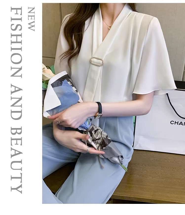 レディース ブラウス シャツ トップス 半袖 長袖 ゆったり 夏 秋冬 春夏 前開き Vネック 秋 冬 シフォン フリル ポリエステル