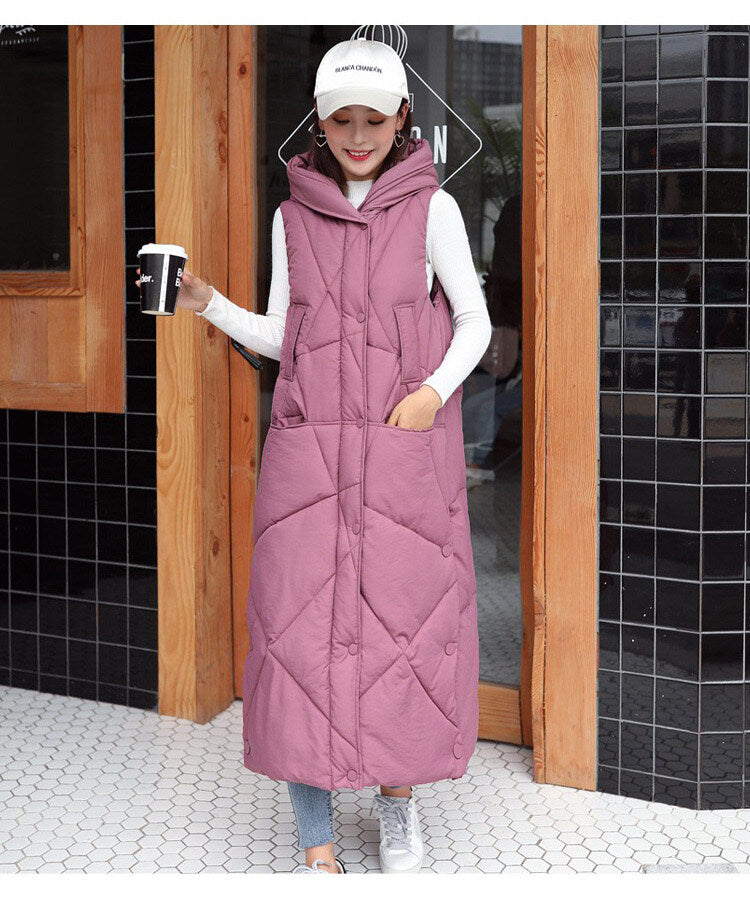 レディース ベスト アウター 上着 羽織 前開き ロングベスト ロング 袖なし ノースリーブ フード フェミニン ファスナー ポケット ボタン 中綿 かわいい 大人可愛い きれいめ シンプル カジュアル 上品 おしゃれ こなれ感 ガーリー 抜け感 ベーシック 無地 秋 冬 通勤 学生 学校 通学 デート お出かけ お泊まり 女子会 休日 高原 ガーデン ショッピング カフェ 暖かい 防寒 普段使い 着回し 定番 M L XL ゆったり 黒 ブラック オフホワイト ブルー パープル