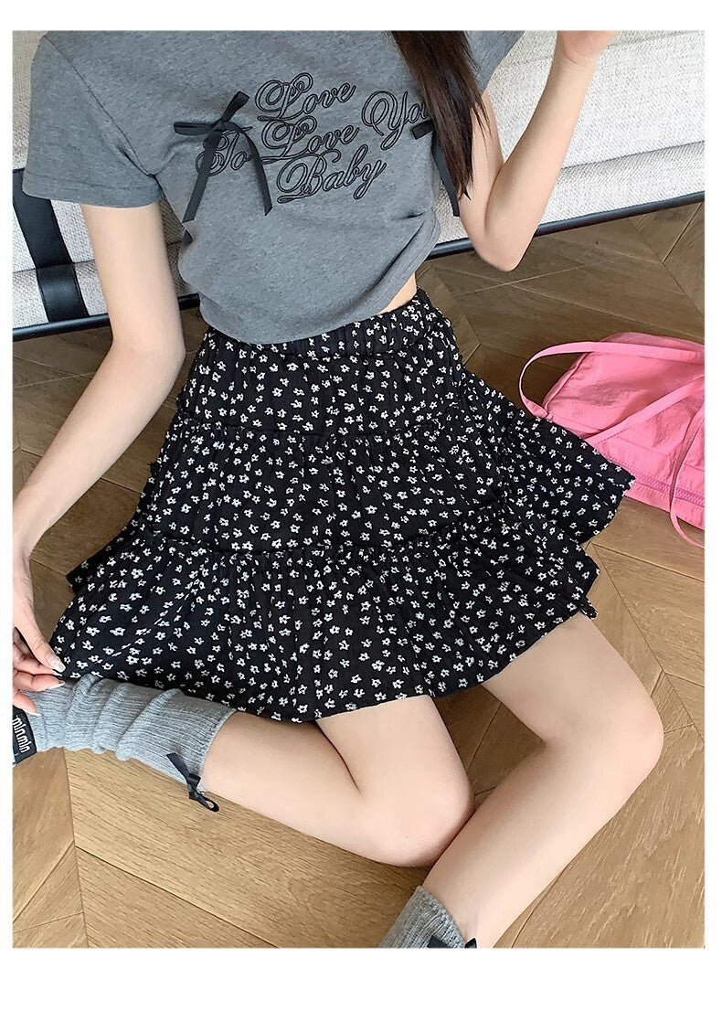レディース パンツ ボトムス キュロットスカート ミニ ショート 半袖 フレア 裾ワイド ハイウエスト ウエストゴム 薄手 大人可愛い きれいめ シンプル カジュアル おしゃれ かっこいい エキゾチック こなれ感 個性的 主役級 存在感 抜け感 都会的 ドット柄 水玉 春 夏 ロングシーズン ママ デート お出かけ イベント 女子会 重ね着 韓国 オルチャン 体型カバー 美脚 脚長 普段使い 着回し インスタ映え お食事会 S M L XL 大きいサイズ 白 黒 ブルー 赤 青