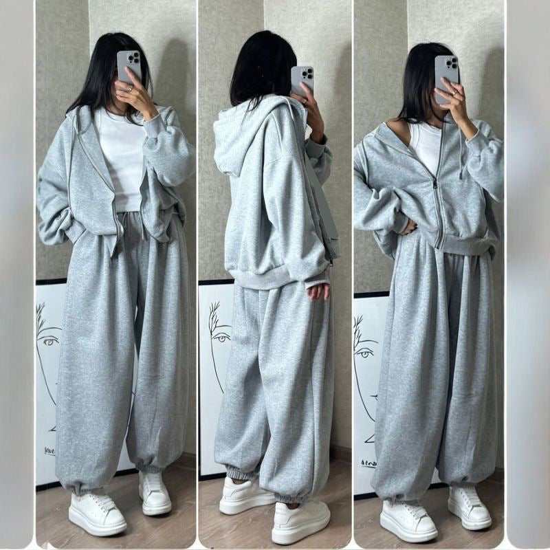 レディース トップス セーター パーカー セットアップ ジョガーパンツ ロング 長袖 ドロップショルダー フード ワイド オーバーサイズ ファスナー ポケット 前開き 大人可愛い おしゃれ かっこいい こなれ感 ラフ 個性的 主役級 存在感 無地 秋 冬 ロングシーズン ママ お出かけ 旅行 ジム 公園 女子会 韓国 オルチャン 楽ちん 体型カバー 普段使い インスタ映え S M L XL 2XL 3XL 大きいサイズ ゆったり ゆる 黒 ブラック グレー ワインレッド ネイビー