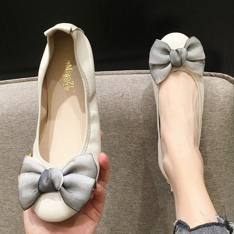 靴 くつ パンプス レディースシューズ フラットシューズ リボン りぼん 可愛い かわいい 大人可愛い きれいめ シンプル カジュアル 大人 上品 おしゃれ かっこいい レトロ 大人可愛い 大人女子 こなれ感 個性的 主役級 存在感 オールシーズン ベーシック ナチュラル エレガント キュート 無地 レディース 女性用 ママ OL 通勤 オフィス デート お出かけ 女子会 お泊まり 休日 旅行 リゾート パーティー 二次会 イベント ショッピング コンパ デイリー 普段使い 脚長 デイリー トレンド モテ