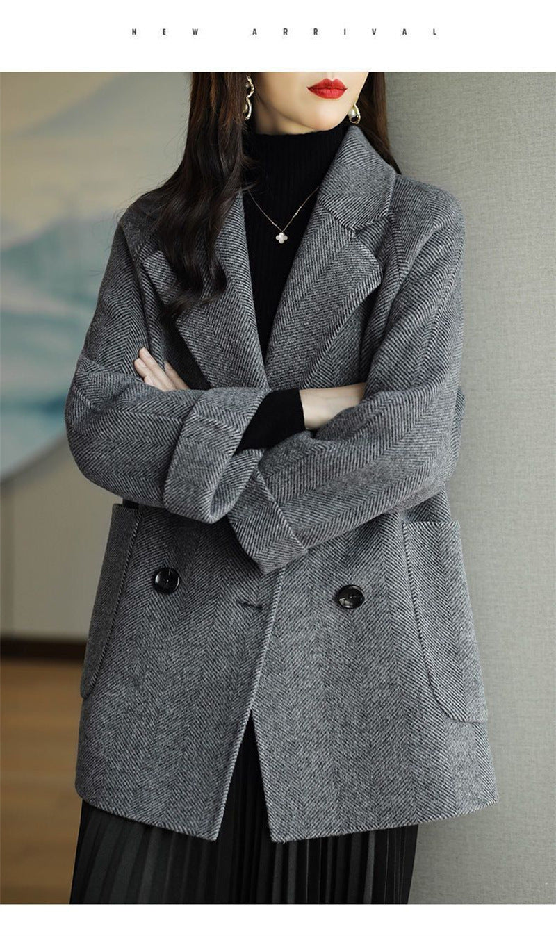 レディース ジャケット アウター 上着 羽織 長袖 Vネック 襟付き フード ストレート Iライン ファスナー ポケット 前開き 大人可愛い シンプル おしゃれ 個性的 主役級 存在感 無地 秋 冬 ロングシーズン ママ オフィス ビジネス OL 通勤 デート お出かけ 旅行 公園 合コン 重ね着 韓国 オルチャン 暖かい 防寒 体型カバー 美脚 脚長 普段使い 着回し レイヤード モテ 清楚 トレンド 流行 インスタ映え M L XL 大きいサイズ グレー ピンク