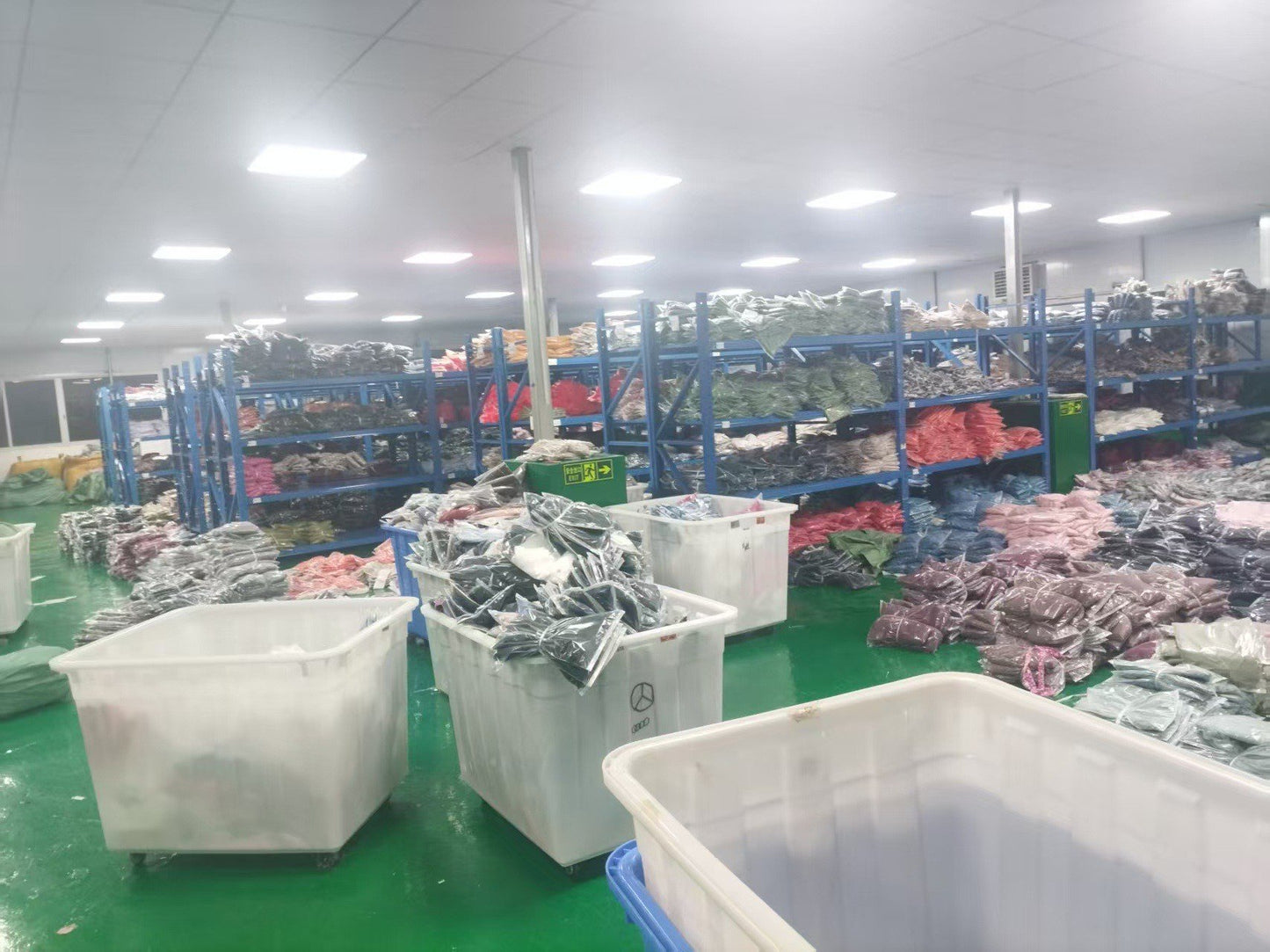 ワンピース ニット 長袖 ボーダー ストライプ 無地 秋 冬 きれいめ ラウンドネック シンプル 上品 ミディアム丈 ハイウエスト