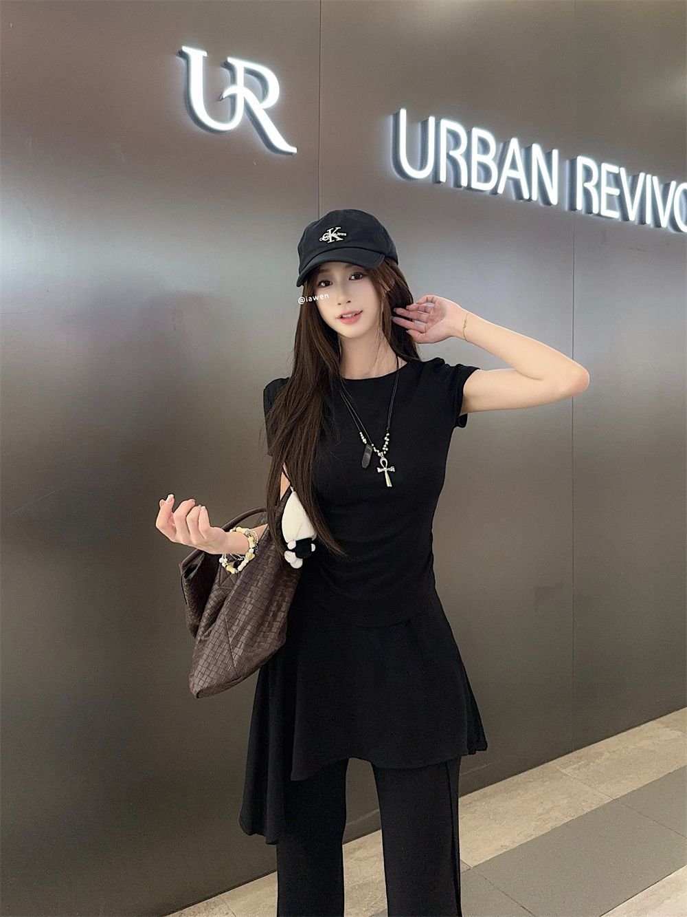 レディース Tシャツ パンツ 半袖 無地 スリム 春夏 カジュアル きれいめ 通勤 春 フレア 夏 シンプル ロング シャツ アシンメトリー 切り替えデザイン セットアップ 都会的 ポリエステル