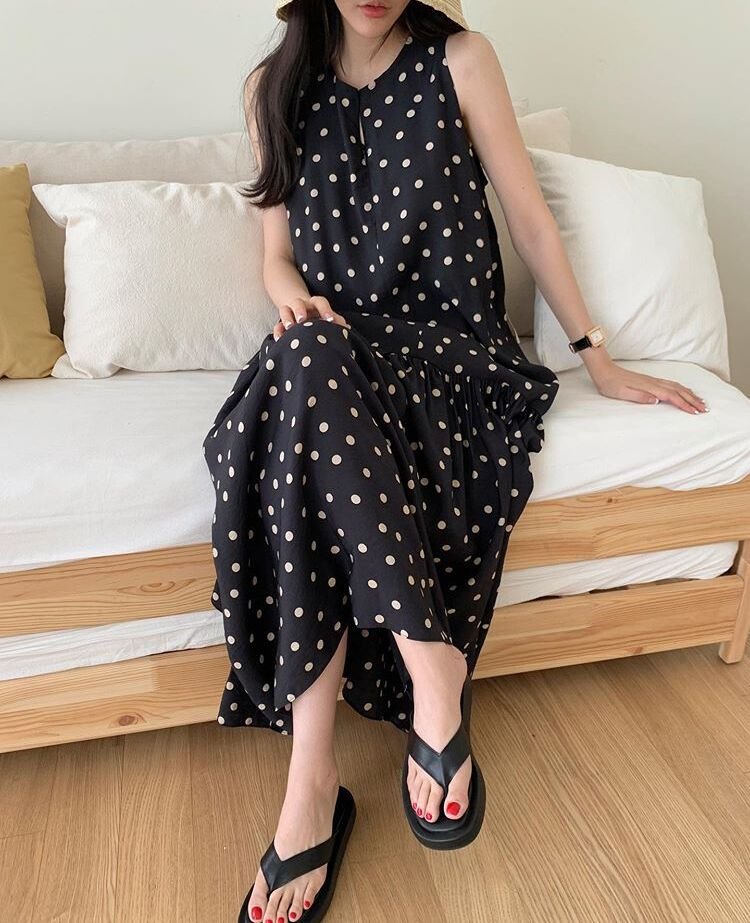ドレス ノースリーブ 春夏 きれいめ 袖なし 春 夏 ラウンドネック ドット リゾート ロング