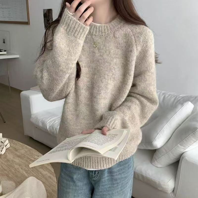 レディース トップス ニット セーター プルオーバー 長袖 ラウンドネック オーバーサイズ  フェミニン かわいい 大人可愛い きれいめ シンプル カジュアル 上品 おしゃれ レトロ こなれ感 ガーリー 抜け感 ベーシック 無地 秋 冬 学生 学校 通学 デート お出かけ お泊まり 女子会 休日 高原 ガーデン ショッピング カフェ 普段使い 着回し 清楚 定番 S M L XL ゆったり グレー ベージュ カーキ パープル