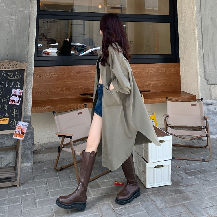 レディース コート アウター 上着 ロングコート キ シャツコート ロング 長袖 Vネック 襟付き 角襟 オーバーサイズ  フェミニン ストリート 前開き アメカジ きれいめ シンプル カジュアル 上品 おしゃれ こなれ感 ラフ メンズライク マニッシュ スポーティー ナチュラル 無地 春 秋 お出かけ 休日 楽ちん 暖かい 防寒 体型カバー 普段使い 着回し レイヤード トレンド 流行 定番 L XL 2XL 3XL 4XL 小さいサイズ 大きいサイズ ビッグ ゆったり ゆる 黒 ブラック カーキ