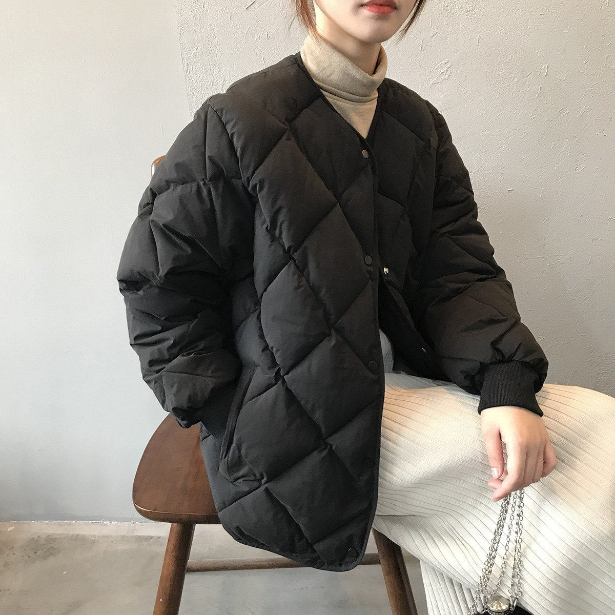 レディース ジャケット 長袖 ゆったり オーバーサイズ 秋冬 秋 体型カバー ショート キルティング 冬 ダウン 薄手 襟なし タイ アウター ポリエステル ダウンジャケット