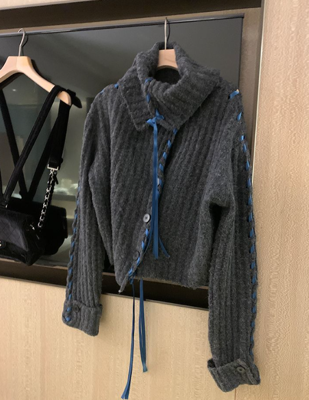 レディース トップス ニット カーディガン 前開き 長袖 萌袖 Vネック 襟付き フェミニン リボン 前開き レースアップ かわいい 大人可愛い きれいめ シンプル カジュアル おしゃれ レトロ こなれ感 ガーリー 主役級 存在感 キュート 無地 秋 冬 デート お出かけ イベント 旅行 公園 女子会 休日 韓国 オルチャン 暖かい 普段使い 着回し モテ 清楚 フリーサイズ グレー ダークグレー アプリコット