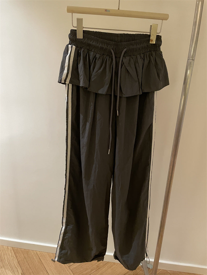 レディース パンツ ボトムス ロングパンツ ロング ワイド フレア ストレート Iライン フリル ポケット ハイウエスト ウエストゴム 薄手 大人可愛い シンプル カジュアル おしゃれ かっこいい こなれ感 ラフ ボーイッシュ スポーティー 個性的 主役級 存在感 春 夏 秋 冬 ロングシーズン ママ デート お出かけ 旅行 ジム 公園 女子会 合コン 重ね着 韓国 オルチャン 楽ちん 体型カバー 普段使い 着回し レイヤード インスタ映え フリーサイズ 白 ホワイト 黒 ブラック