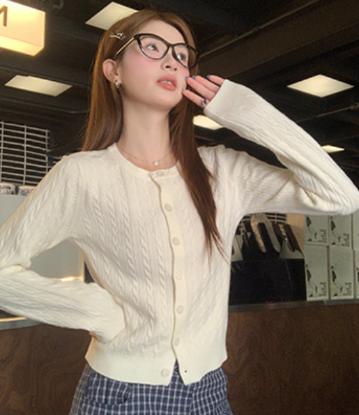 レディース トップス セーター カーディガン 上着 長袖 かわいい 大人可愛い きれいめ シンプル 上品 おしゃれ キュート 無地 秋 冬 男女兼用 ママ 通勤 デート お出かけ 旅行 ジム 休日 カフェ ランチ コーデ 暖かい 普段使い 着回し 定番 S M L XL ホワイト ブラック グレー レッド 細身 前開き ラブリー キャンプ イベント リゾート 旅行 海 プール レストラン ビーチ バカンス ホテル ガーデン ショッピング ライブ お花見 合コン コンパ 婚活 フェス ツーリング お家時間