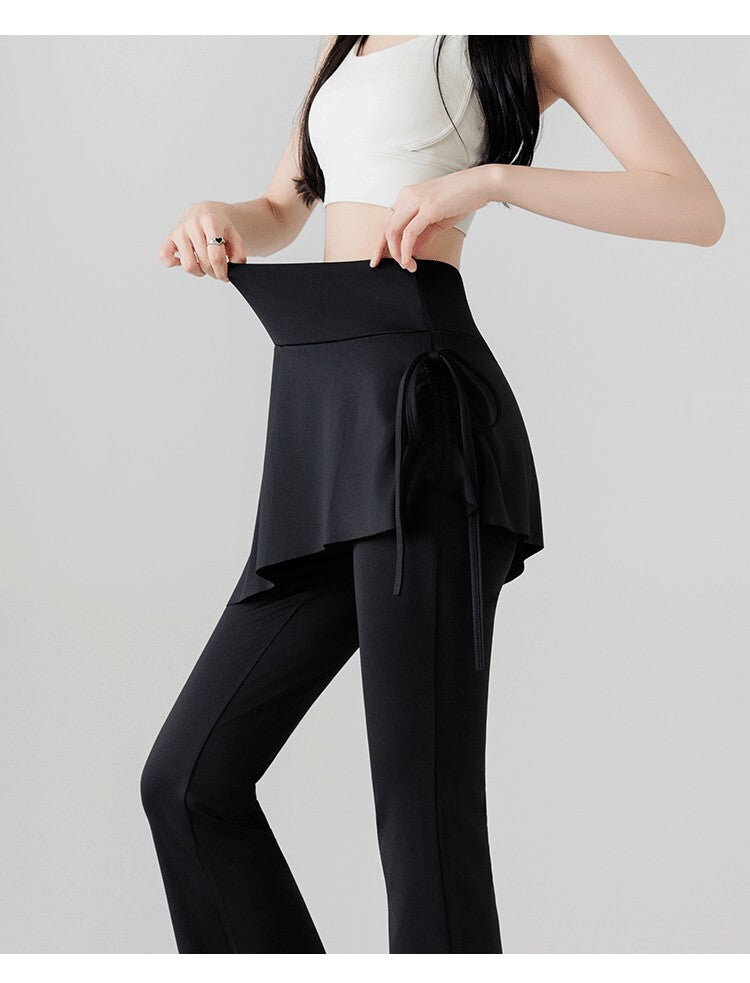 レディース ボトムス ロングパンツ フレアパンツ 重ね着風 フェイクレイヤード アシンメトリー 切り替え 裾ワイド フェミニン リボン ハイウエスト かわいい 大人可愛い きれいめ シンプル カジュアル 上品 おしゃれ こなれ感 スポーティー ガーリー 抜け感 無地 春 夏 秋 学生 学校 通学 お出かけ お泊まり ジム 公園 女子会 休日 高原 ガーデン ショッピング カフェ ダンス ヨガ トレーニング 美脚 脚長 普段使い 着回し M L XL 黒 ブラック グレー