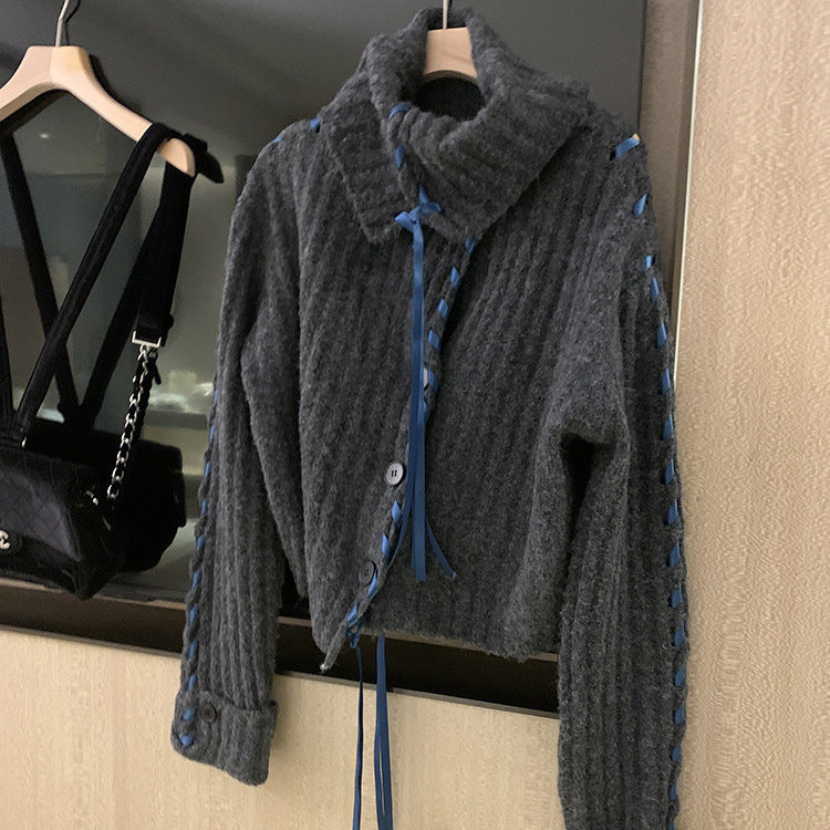 レディース トップス ニット カーディガン 前開き 長袖 萌袖 Vネック 襟付き フェミニン リボン 前開き レースアップ かわいい 大人可愛い きれいめ シンプル カジュアル おしゃれ レトロ こなれ感 ガーリー 主役級 存在感 キュート 無地 秋 冬 デート お出かけ イベント 旅行 公園 女子会 休日 韓国 オルチャン 暖かい 普段使い 着回し モテ 清楚 フリーサイズ グレー ダークグレー アプリコット