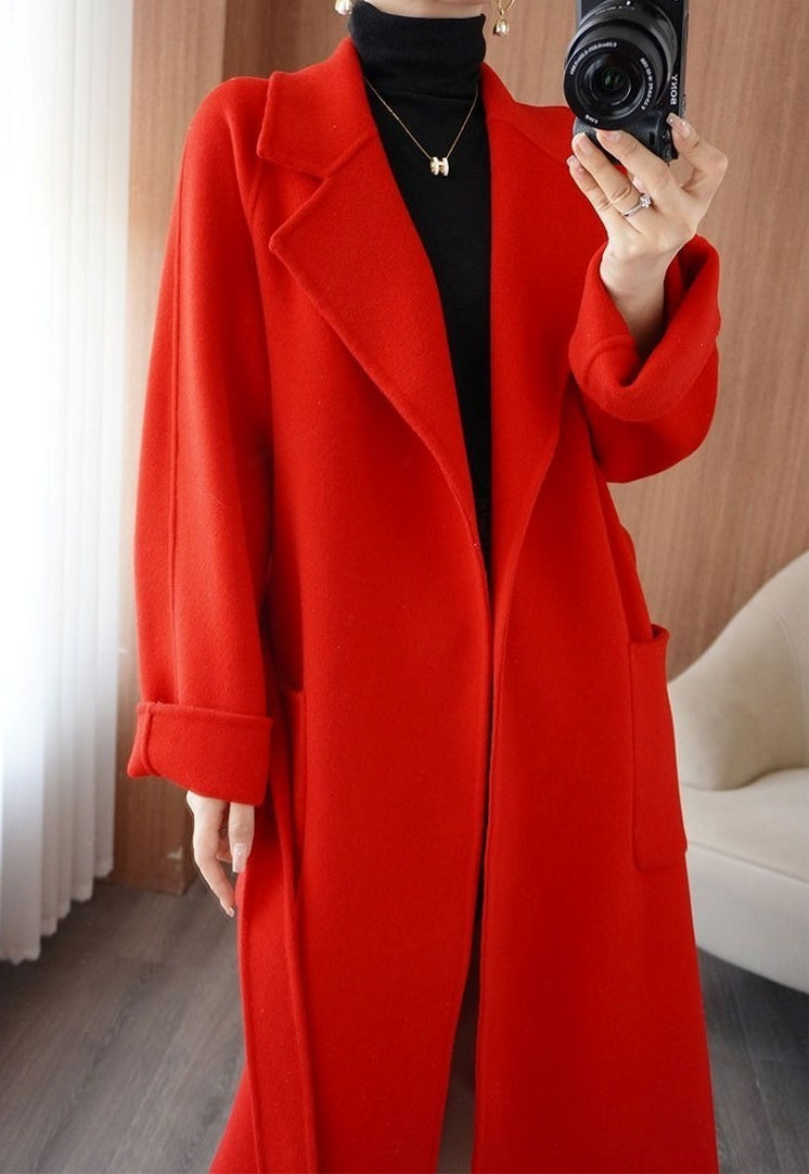 アウターコート チェスターコート 長袖 襟付き 前開き ボタン ウエストベルト ポケット ウール かわいい 可愛い 大人可愛い きれいめ シンプル レトロ おしゃれ かっこいい カジュアル こなれ感 個性的 主役級 魅力的 存在感 抜け感 秋 冬 ベーシック ナチュラル エレガント 無地 女性用 レディース ママ OL 通勤 学生 通学 デート お出かけ 旅行 休日 ランチ ディナー カフェ ショッピング イベント 二次会 普段使い 着回し S M L XL 2XL トレンド モテ 暖かい 高見え