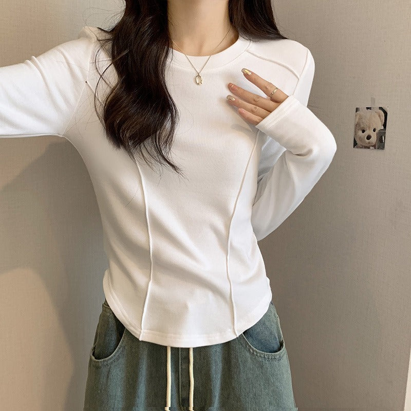 レディース トップス カットソー Ｔシャツ 長袖Ｔシャツ ライン 立体感 着痩せ効果 タック ピンタック 華奢見え 長袖 クルーネック 丸襟 かわいい 大人可愛い きれいめ シンプル カジュアル おしゃれ かっこいい こなれ感 ラフ 主役級 存在感 抜け感 ナチュラル 無地 春 秋 お出かけ 休日 ショッピング カフェ 体型カバー 普段使い 着回し スタイリッシュ スタイルアップ S M L XL ホワイト ブラック カーキ ダークグレー アプリコット