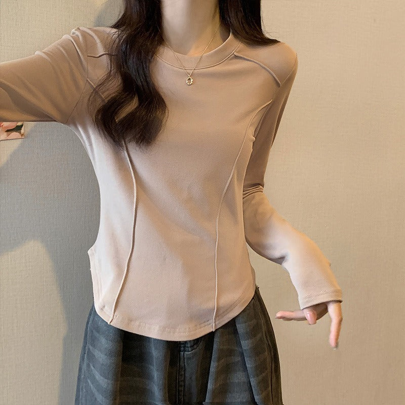 レディース トップス カットソー Ｔシャツ 長袖Ｔシャツ ライン 立体感 着痩せ効果 タック ピンタック 華奢見え 長袖 クルーネック 丸襟 かわいい 大人可愛い きれいめ シンプル カジュアル おしゃれ かっこいい こなれ感 ラフ 主役級 存在感 抜け感 ナチュラル 無地 春 秋 お出かけ 休日 ショッピング カフェ 体型カバー 普段使い 着回し スタイリッシュ スタイルアップ S M L XL ホワイト ブラック カーキ ダークグレー アプリコット