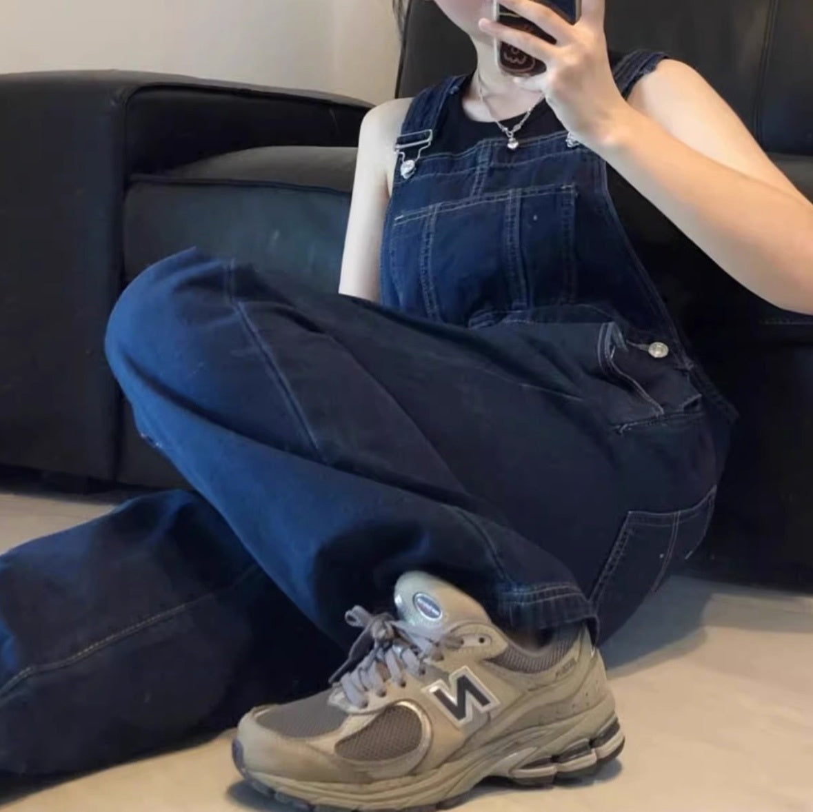 レディース パンツ サロペット オールインワン デニム ストレートパンツ ワイドパンツ デニムパンツ カバーオール 丈長 フルレングス 袖なし ノースリーブ スクエアネック ストレート ポケット ハイウエスト ブルーデニム かわいい 大人可愛い きれいめ シンプル カジュアル おしゃれ かっこいい レトロ ヴィンテージ 無地 オールシーズン 休日 重ね着 普段使い 着回し レイヤード 定番 S M L XL 2XL 3XL 4XL 5XL 小さいサイズ 大きいサイズ ビッグ ゆったり ゆる ブルー 青