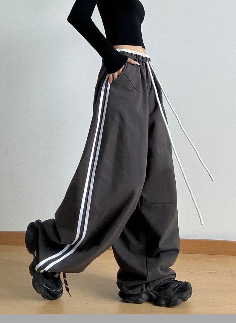 レディース パンツ ボトムス ロング ワイド ポケット ハイウエスト ファー フェイクファー 大人可愛い きれいめ シンプル カジュアル おしゃれ かっこいい こなれ感 メンズライク ボーイッシュ スポーティー 個性的 クール 主役級 存在感 都会的 春 夏 秋 冬 オールシーズン ママ デート お出かけ 旅行 合コン 韓国 オルチャン 楽ちん 体型カバー 普段使い 着回し トレンド インスタ映え S M L XL ゆったり ゆる 白 ホワイト 黒 ブラック グレー 緑 グリーン