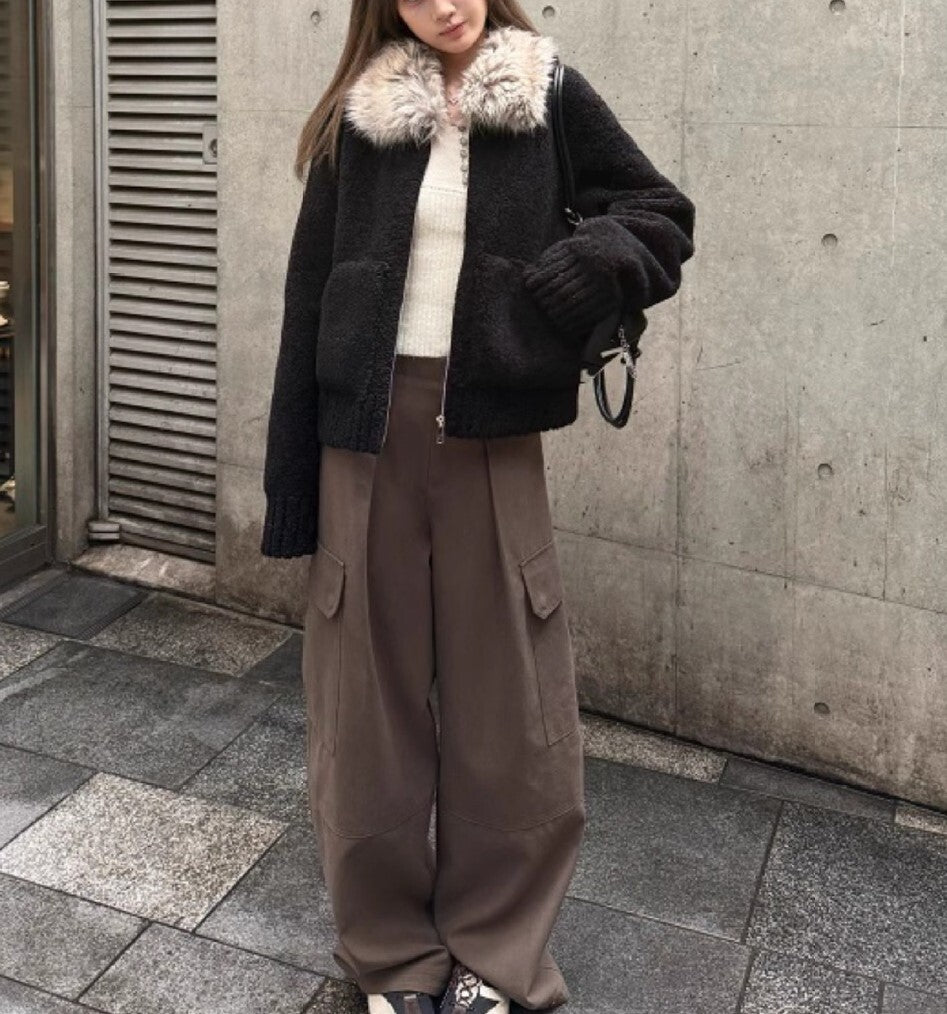 レディース コート アウター 上着 羽織 前開き ミディアム ショート 長袖 ドロップショルダー 襟付き オーバーサイズ ファスナー ポケット フェイクファー かわいい 大人可愛い シンプル カジュアル おしゃれ レトロ こなれ感 ラフ スポーティー ガーリー 存在感 ベーシック ワイルド 無地 秋 冬 ママ 通勤 学生 デート お出かけ お泊まり アウトドア イベント 旅行 公園 女子会 休日 ショッピング カフェ ランチ 韓国 モテS M L ゆったり ゆる ブラック ベーシックカラー 大人カラー