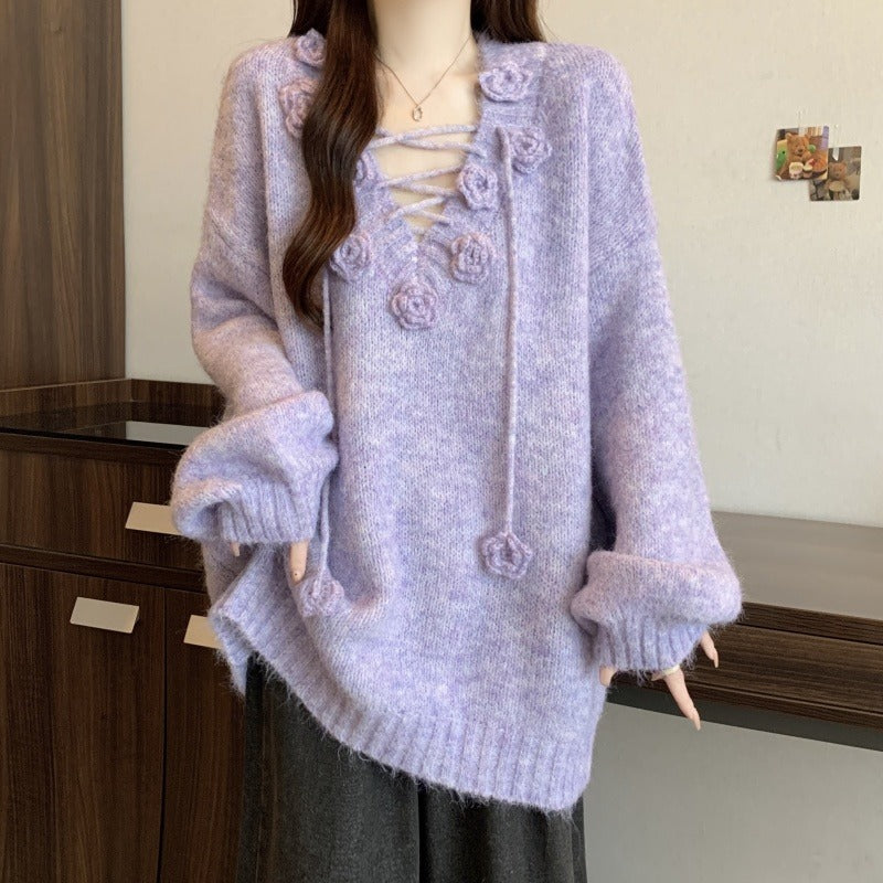 レディース トップス セーター ニット フラワー フラワーモチーフ フラワーモチーフ付き 編み上げ リボン プルオーバー ざっくり編み ゆったりシルエット 長袖 ドロップショルダー 萌袖 ワイド フェミニン かわいい 大人可愛い シンプル カジュアル おしゃれ こなれ感 ラフ ガーリー 主役級 存在感 抜け感 キュート ロマンティック ナチュラル 無地 秋 冬 デート お出かけ イベント 女子会 休日 ショッピング カフェ お家時間 重ね着 普段使い 着回し レイヤード ゆったり フリーサイズ ワンサイズ