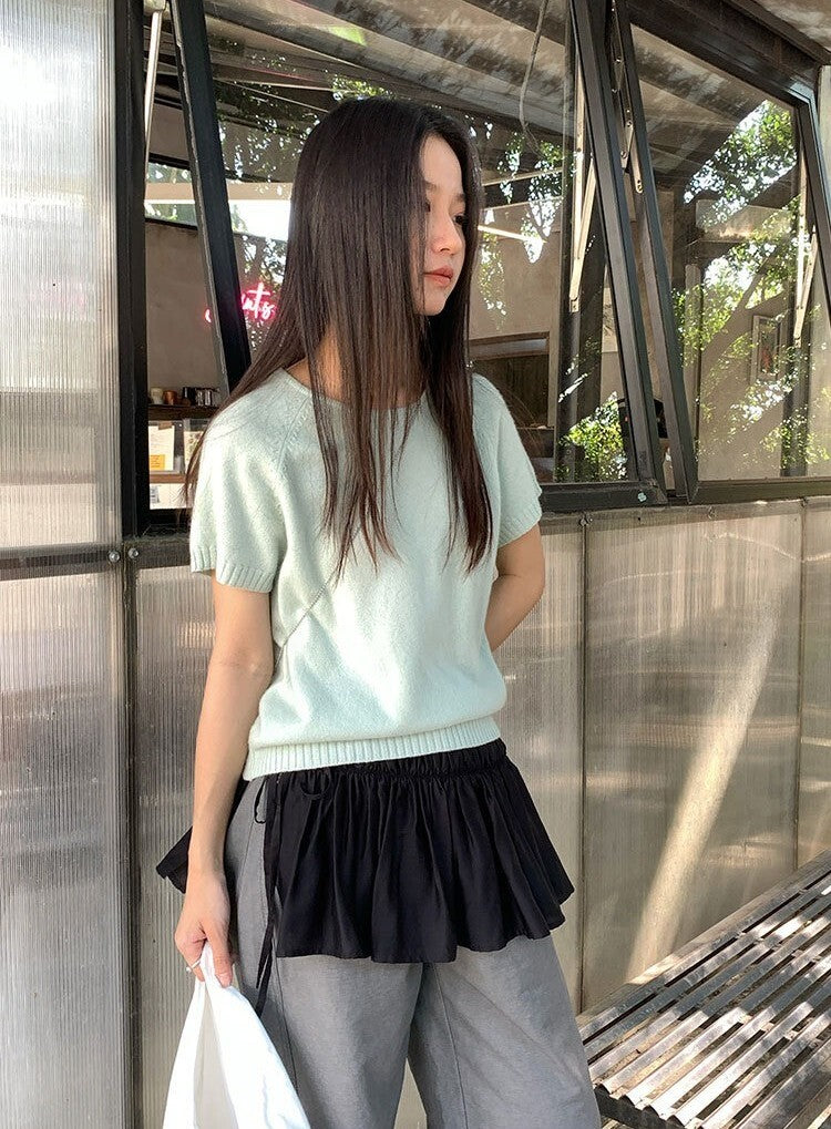 レディース 巻きスカート レイヤードスタイル 付け裾 スカート ミニ ウエストリボン ギャザー かわいい 大人可愛い シンプル カジュアル おしゃれ かっこいい こなれ感 ラフ 主役級 存在感 抜け感 キュート オールシーズン ロングシーズン シーズンレス デート お出かけ イベント 女子会 休日 ショッピング カフェ モノトーン 重ね着 体型カバー 普段使い 着回し レイヤード トレンド 流行 インスタ映え スタイルアップ スタイリッシュ フリーサイズ ワンサイズ ブラック ホワイト グレー