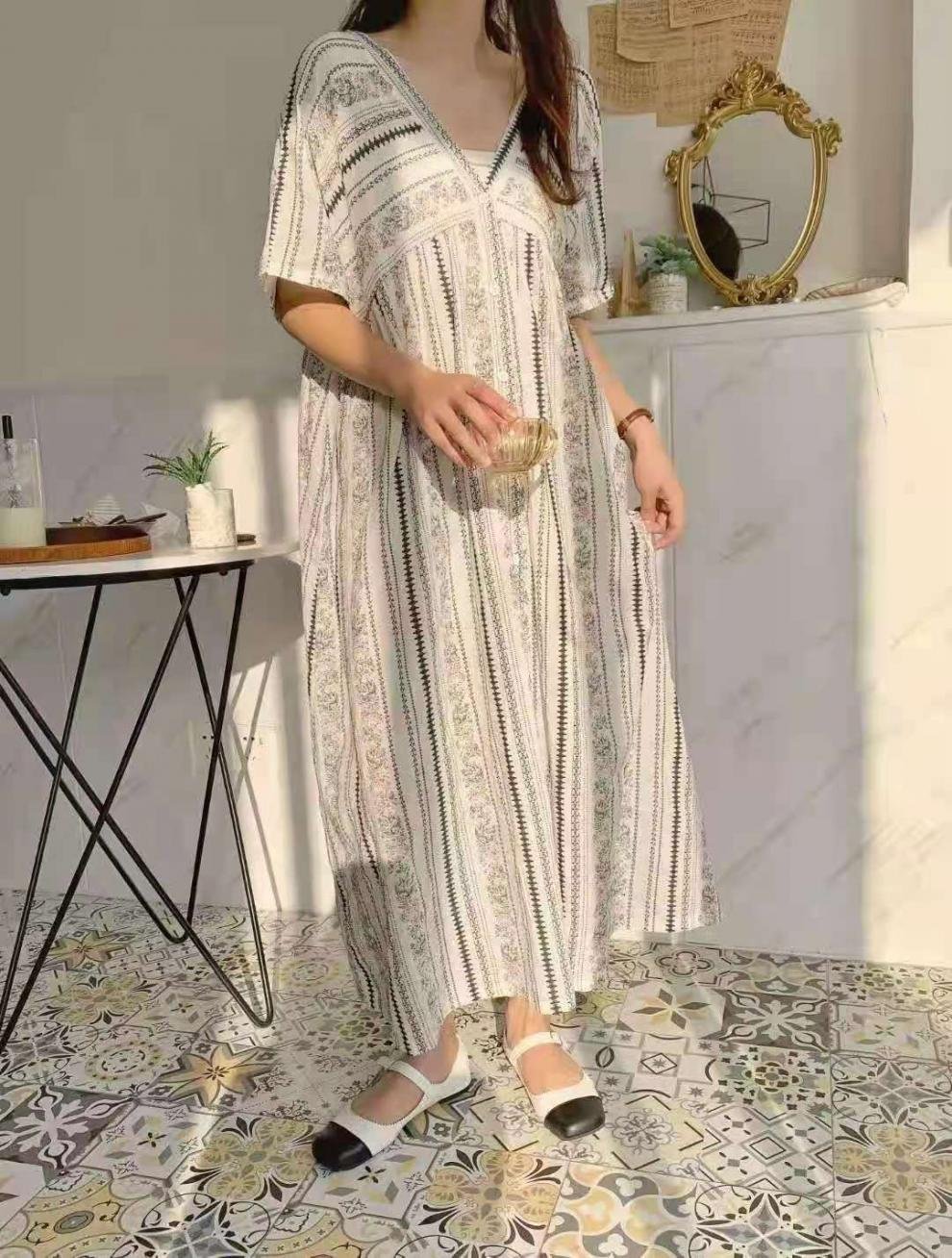 ワンピース 長袖 春夏 レトロ Vネック 春 夏 秋 冬 ミモレ ロング 大きい